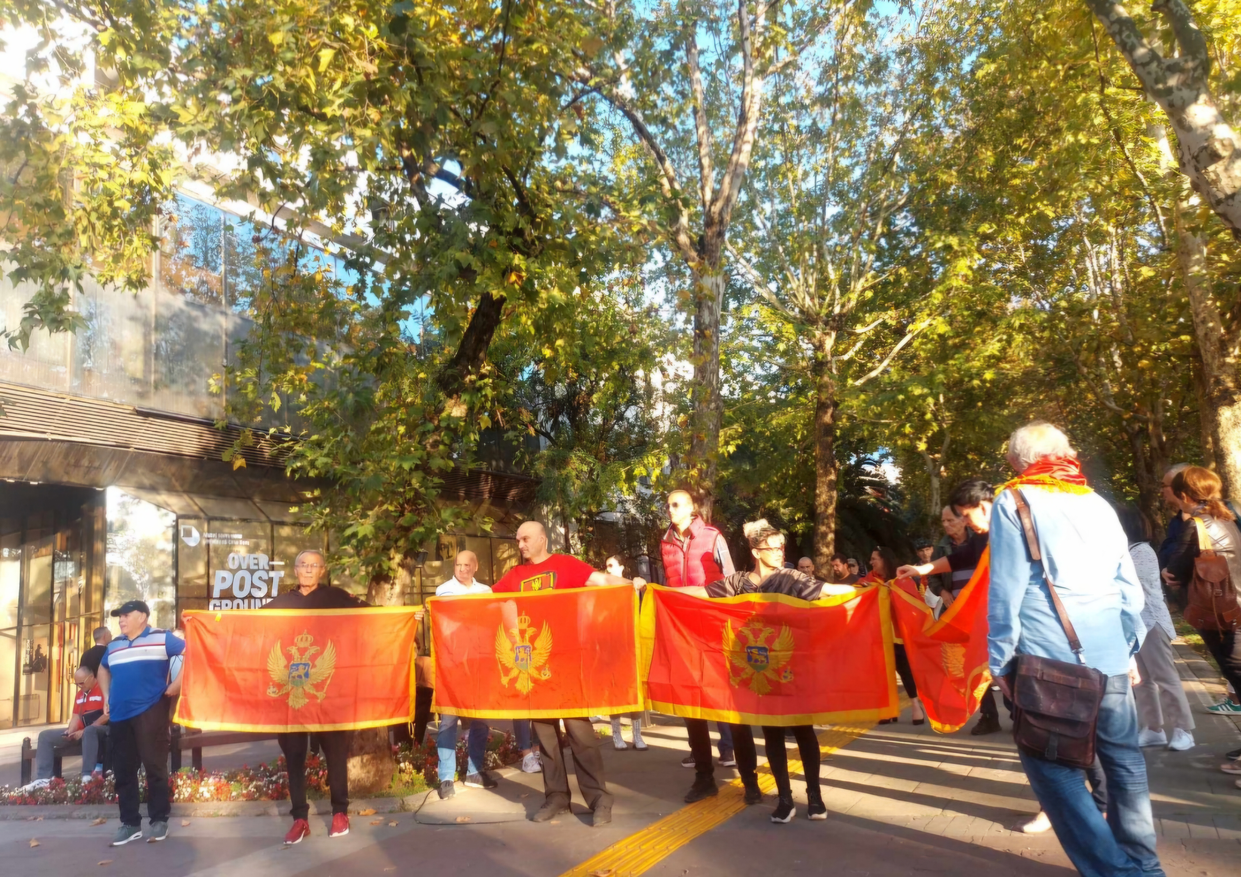 PROTEST ZALUDNIKA Nekoliko građana izašlo na ulicu zbog "rankuše"