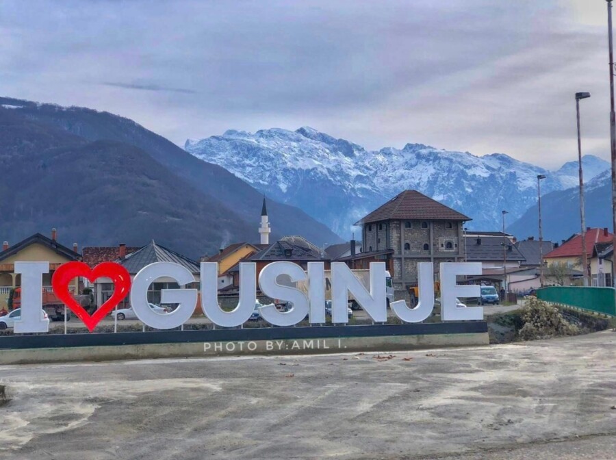 DOGOVORENA RASPODJELA VLASTI U GUSINJU Bošnjačkoj fotelja predsjednika opštine