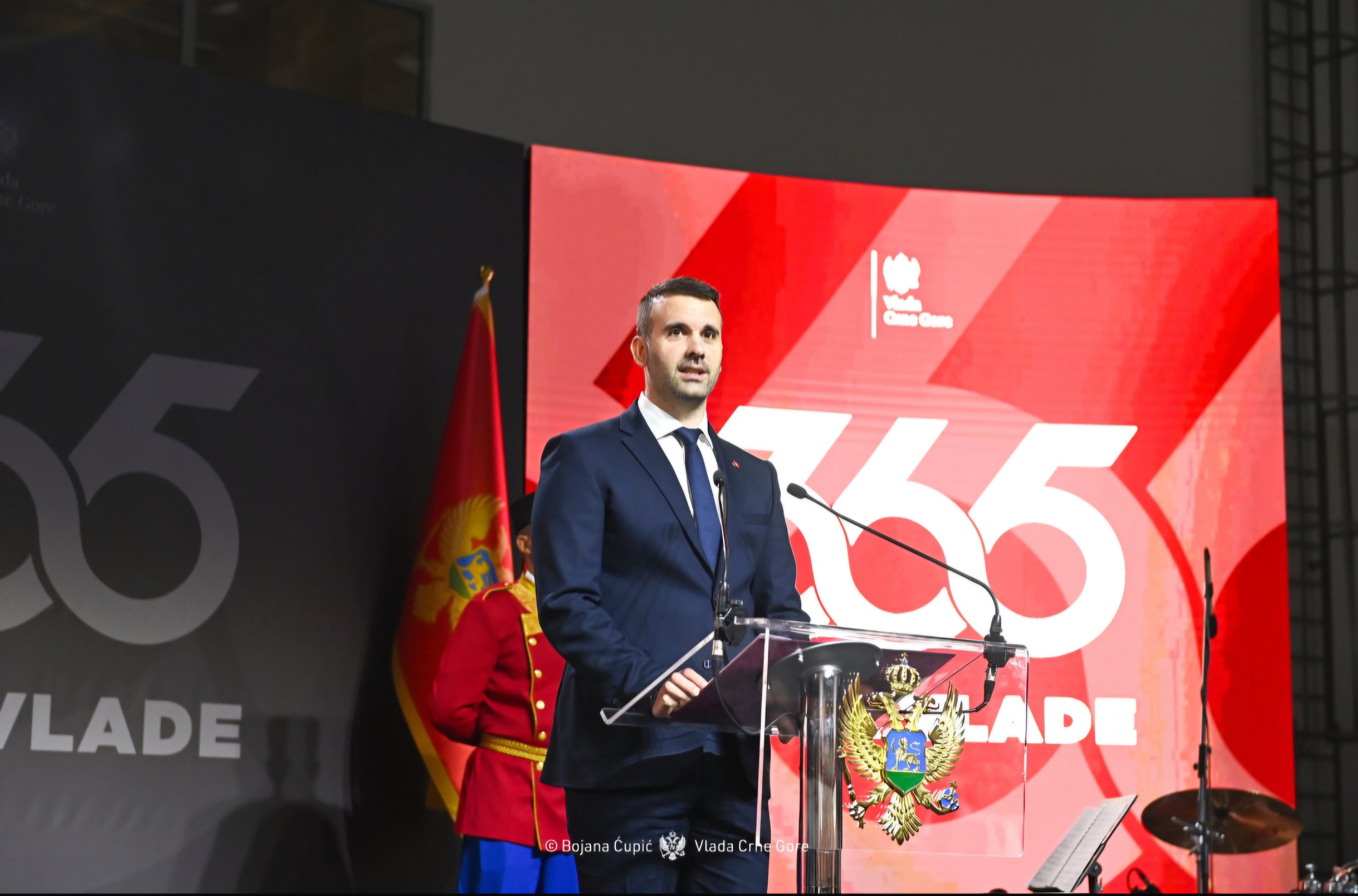 SPAJIĆ Sa mojom Vladom svanulo je Crnoj Gori (video)