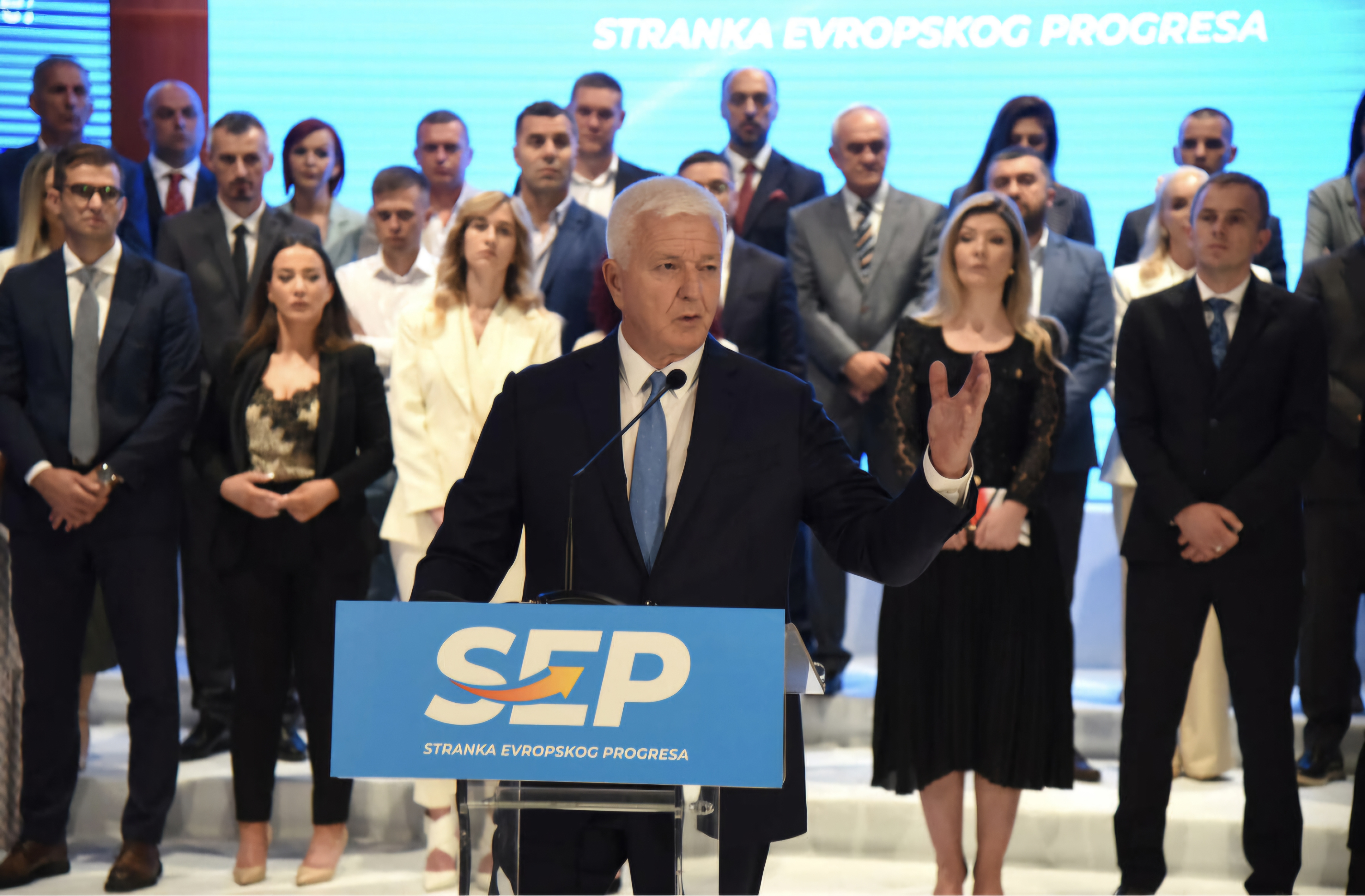 EVO ŠTA SMO DOČEKALI Markovićev SEP zabrinut za bezbjednost građana