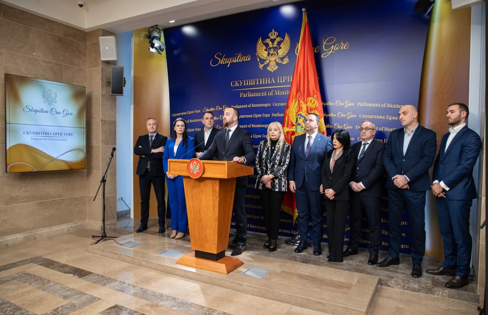 Poslanici DPS-a traže kontrolno saslušanje premijera i kompletnog bezbjednosnog sektora