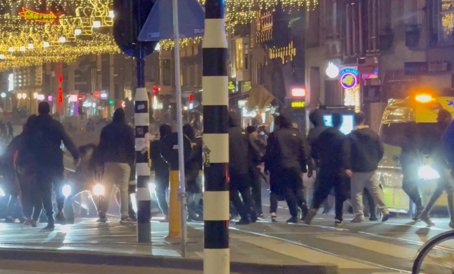 LOV NA JEVREJE U AMSTERDAMU Izrael šalje vojsku u Holandiju (video)