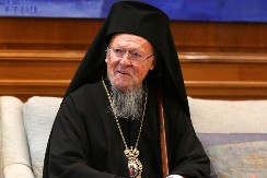 KREĆE NAPAD NA SPC: Carigradski patrijarh hoće da prizna lažnu autokefaliju crkve u Crnoj Gori