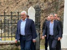 PUKLA ZAKULISNA IGRA: Odbornici odbili Lekića i Strunjaša, Vraneš ima podršku