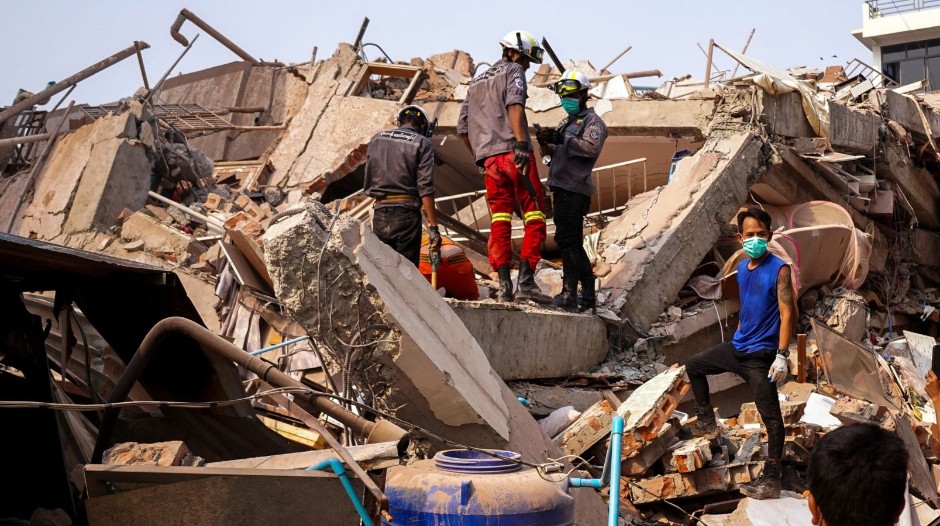 Broj poginulih od zemljotresa u Mjanmaru porastao na oko 1.700, najmanje još 300 nestalih