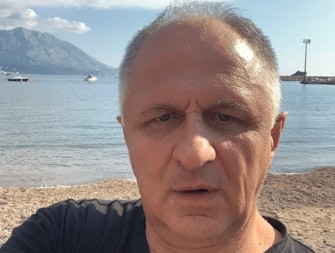 NASRTAO NA NEVJESTU PRED DJETETOM Čuvenom "junaku" sa Belvedera određen pritvor