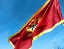 PAR ISTORIJSKIH ČINJENICA O ČOJSTVU CRNOGORSKIH VLASTODRŽACA