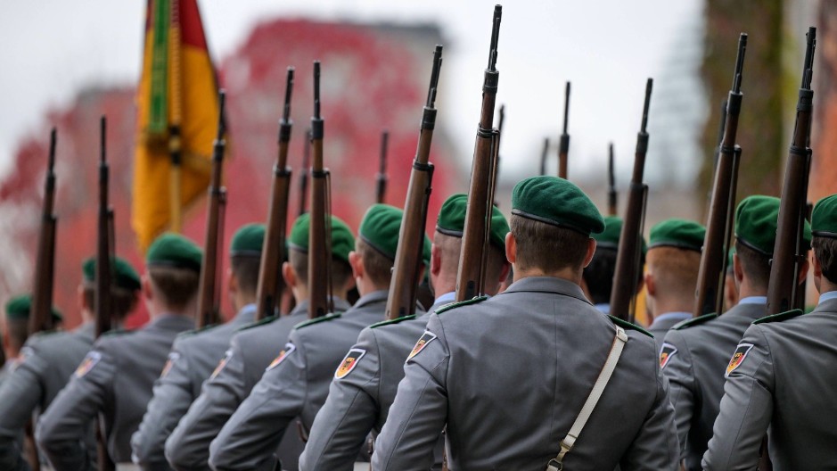 I TO NA GRANICE RUSIJE Njemačka prvi put posle Drugog svjetskog rata trajno raspoređuje trupe u inostranstvu