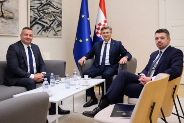 PLENKOVIĆ Budno pratimo politička dešavanja u Crnoj Gori i uz hrvatsku smo zajednicu