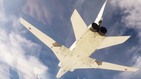 Srušio se ruski bombarder Tu-22M3 tokom redovnog leta u oblasti Irkutska