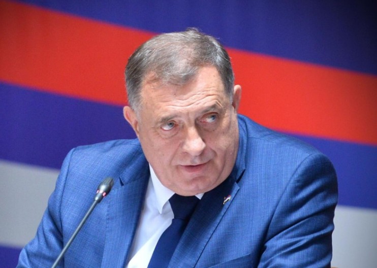 DODIK Imam informaciju da je Podgorica bila angažovana da Interpol ne raspiše potjernicu za mnom