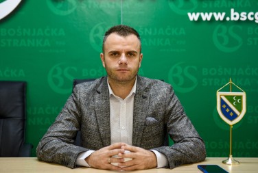 ALČACI Bošnjačka stranka će tražiti da bosanski jezik bude službeni u Crnoj Gori