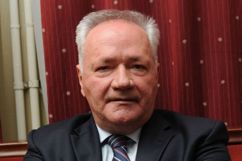 Ferhat Dinoša na Anteni M vrijeđao predsjednika parlamenta Crne Gore