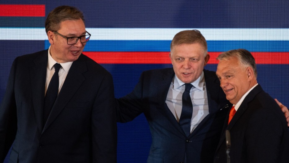 CRNOGORSKE ELITE NE RAZMIŠLJAJU O ULASKU U OVAJ SAVEZ Slovačka potpisuje vojni savez sa Srbijom i Mađarskom?