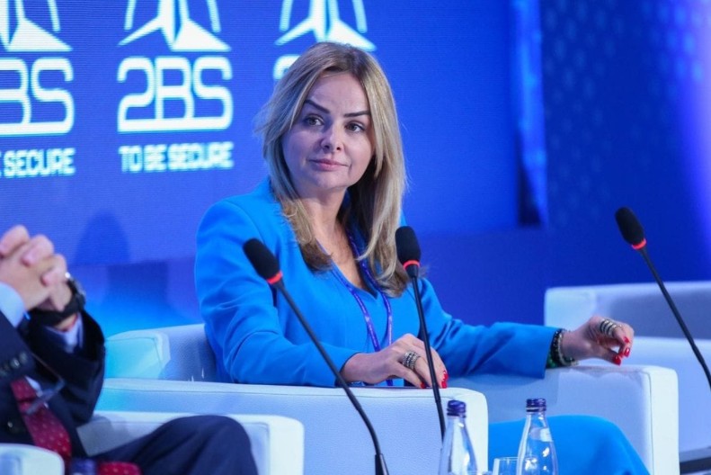 DA LI JE ODZVONILO ZVIJEZDAMA GRANTA?