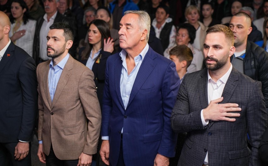 KAO PUŠTEN SA LANCA Milo Đukanović oštricu napada usmjerio na koaliciju ZBCG i Demokrate