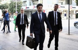 RUKA PRAVDE NEĆE STATI Dritan Abazović proglasio pobjedu nad Zoranom Lazovićem