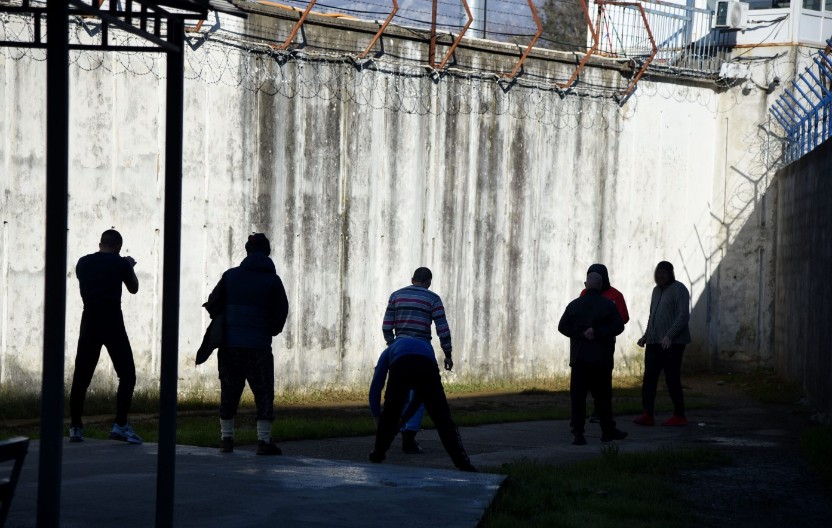 Počeo masovni štrajk glađu pritvorenih u Spužu