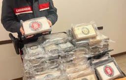 Karabinjeri uhapsili Crnogorca sa 50 kilograma kokaina