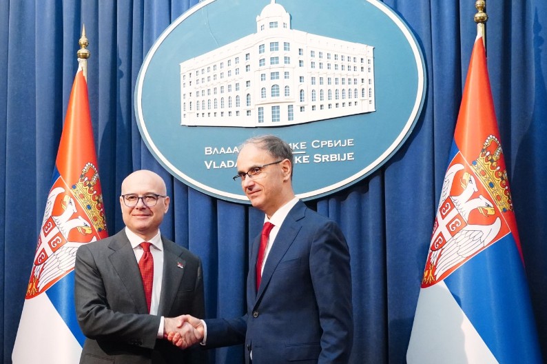 Macut preuzeo dužnost premijera od Vučevića