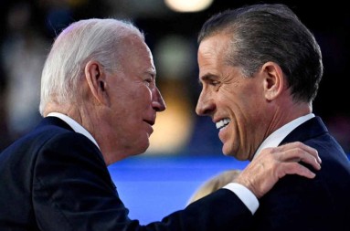 Džo Bajden nakon milovanja ćurki pomilovao i problematičnog sina Hantera