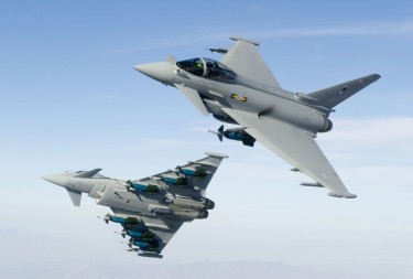 PREPALI SE RUSA Britanski RAF dva puta u dva dana dizao "tajfune"