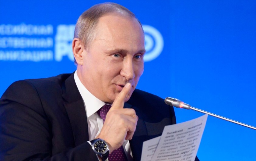 CNN objavio portret koji je Putin poslao Trampu (foto)