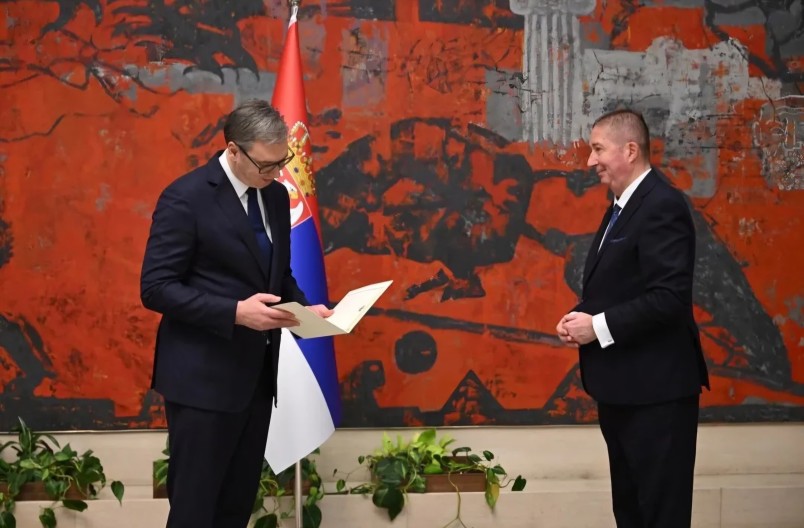 Predsjednik Vučić poželio dobrodošlicu i uspješan mandat novoimenovanom ambasadoru Crne Gore u Srbiji