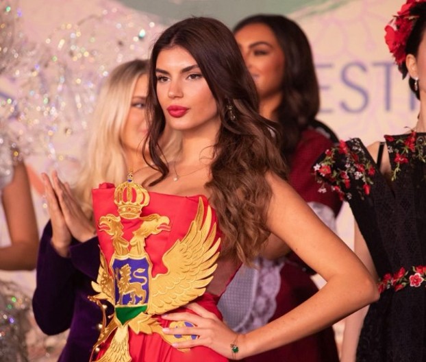 BRITANAC FASOVAO BATINE Anđela Vukadinović uz majčinu asistenciju savladala Džordža Kortela