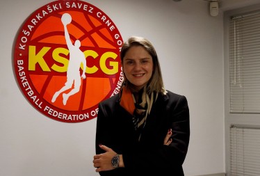 Pulenka Veska Barovića i Mila Đukanovića podnijela ostavku na čelu KSCG