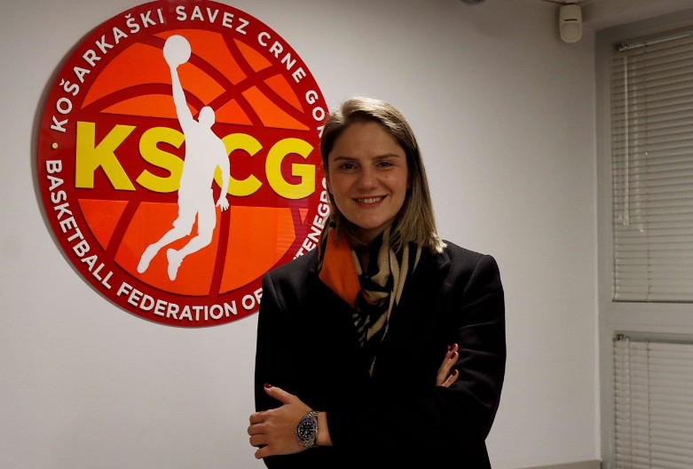 Pulenka Veska Barovića i Mila Đukanovića podnijela ostavku na čelu KSCG