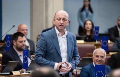 KNEŽEVIĆ Ranko Krivokapić me upravo nazvao i obavijestio da podnosi neopozivu ostavku