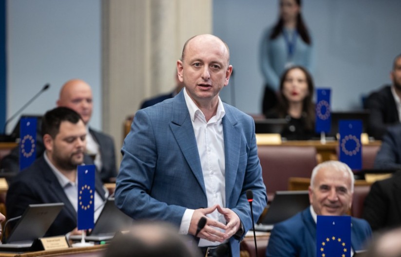 KNEŽEVIĆ Ranko Krivokapić me upravo nazvao i obavijestio da podnosi neopozivu ostavku