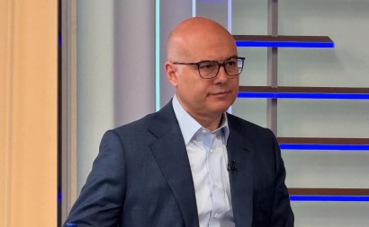 VUČEVIĆ Važno što je Vučić trenutno u SAD i što će 9. maja biti u Moskvi