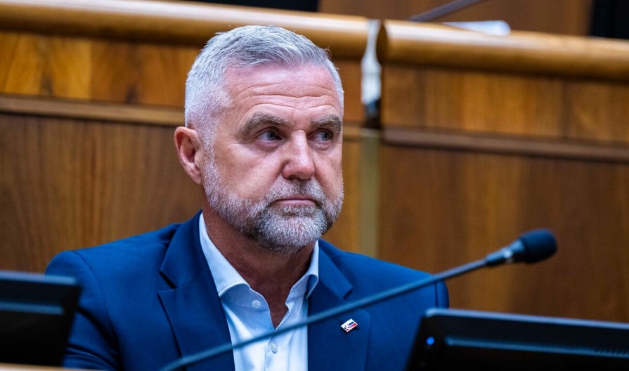 Slovački parlamentarac direktno označio Veliku Britaniju i Francusku da žele da izazovu svjetski rat