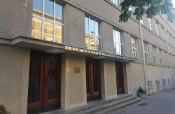 POČELA NASTAVA Peta beogradska gimnazija izašla iz blokade