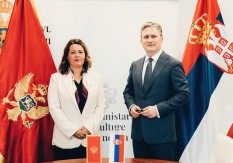 MINISTAR SELAKOVIĆ Srbija na 19. Međunarodnom podgoričkom sajmu knjiga predstavljena sa najvećim štandom koji broji 15 izdavača i blizu 7.000 knjiga