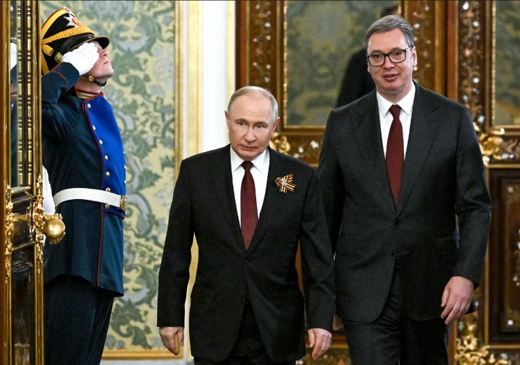 Bratski susret Putina i Vučića u Kremlju