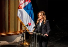 ĐURĐEVIĆ STAMENKOVSKI Srbi nikada nisu čekali da zlo samo prođe, već su se uvijek protiv njega borili