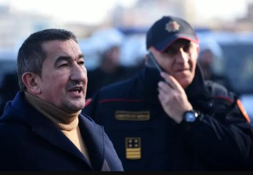 TUŽIOCI TVRDE DA SU VIKENDICE FAMILIJE LAZOVIĆ Blokirana imovina Duška Golubovića na Žabljaku