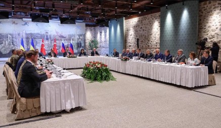 Rusija i Ukrajina počele mirovne pregovore u Turskoj (video)