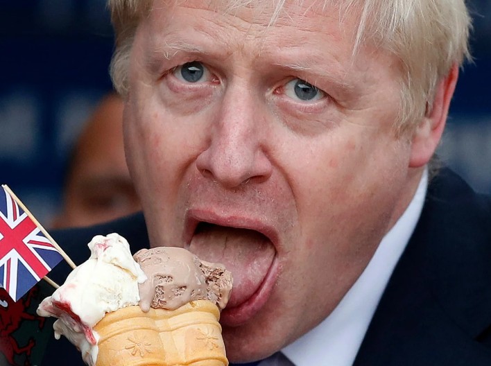 Britanski torijevci pozivaju Džonsona da se vrati u politiku