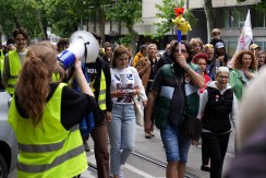 Studenti i građani blokaderi šetali krugom dvojke u Beogradu
