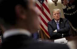 TRAMP I GLOBALNA DUBOKA DRŽAVA Raskol Zapada