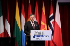 PREMIJER HRVATSKE Princip ravnopravnosti tri konstitutivna naroda u BiH je pogažen