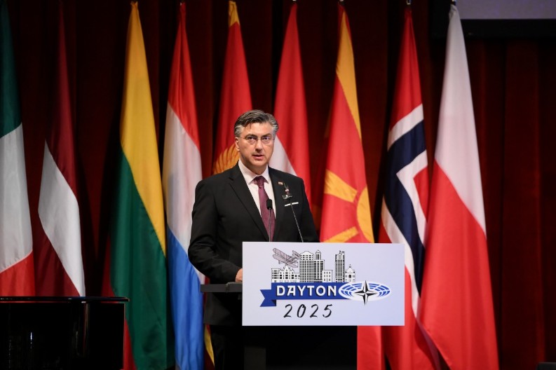 PREMIJER HRVATSKE Princip ravnopravnosti tri konstitutivna naroda u BiH je pogažen