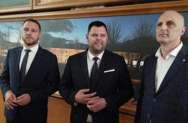 POTVRĐENO PISANJE ALOONLINE Dogovorena raspodjela funkcija u Nikšiću