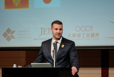 Premijer Spajić u Japanu prezentuje „reformisanu“ ekonomiju i poziva na ulaganja, a kod kuće raste dug i nepovjerenje