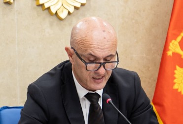 Miodrag Laković najavio tužbu protiv MANS-a zbog navodnih kleveta