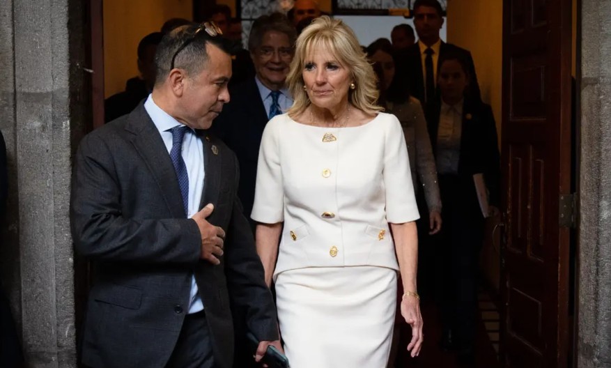 PARALELNI SISTEM ODLUČIVANJA Otkrivena uloga bliskog saradnika Džil Bajden u odlukama administracije njenog muža